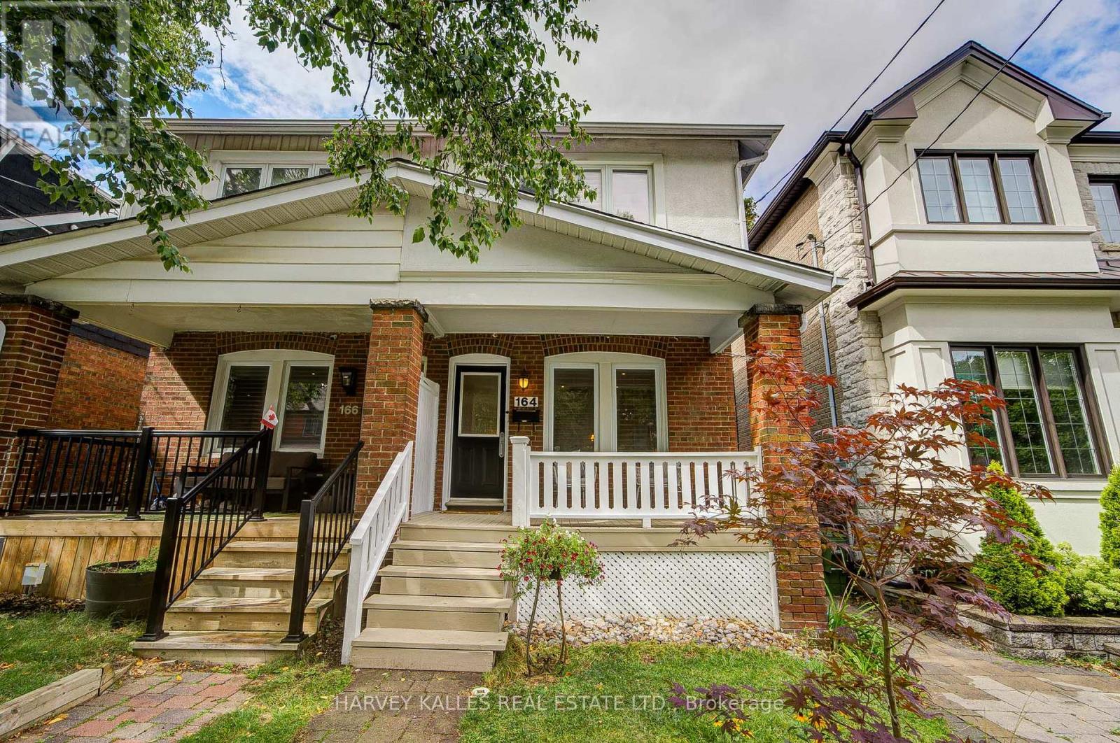 164 Douglas Avenue, Toronto, Ontario  M5M 1G6 - Photo 2 - C13717890