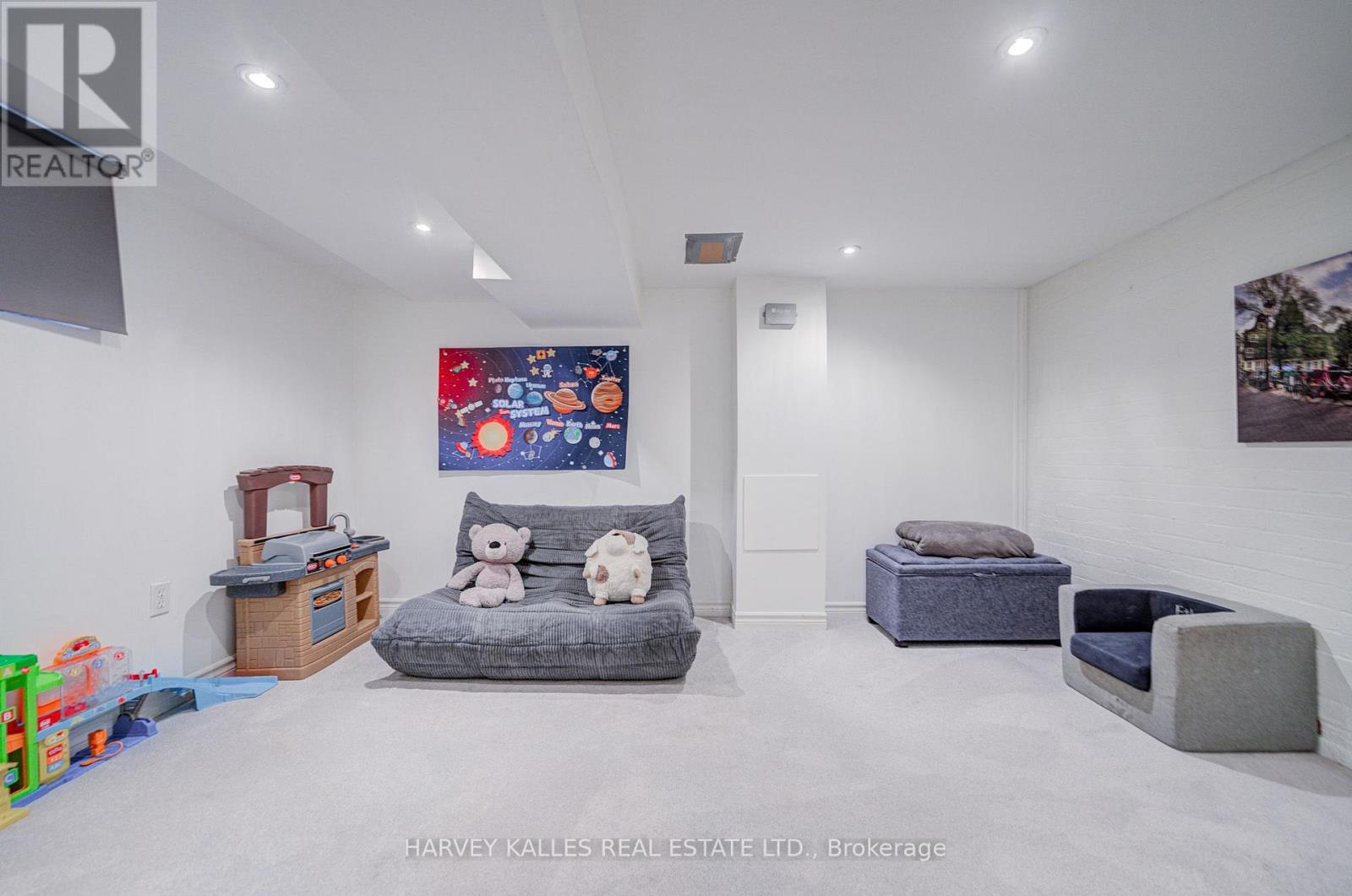 164 Douglas Avenue, Toronto, Ontario  M5M 1G6 - Photo 29 - C13717890