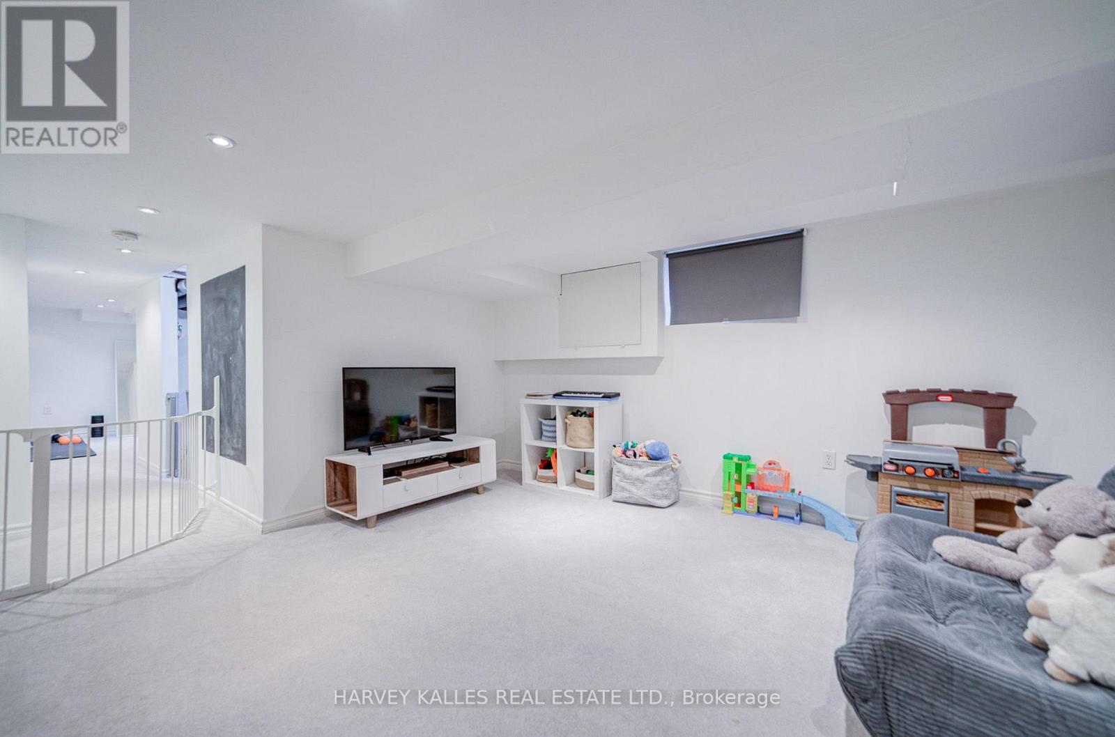 164 Douglas Avenue, Toronto, Ontario  M5M 1G6 - Photo 30 - C13717890