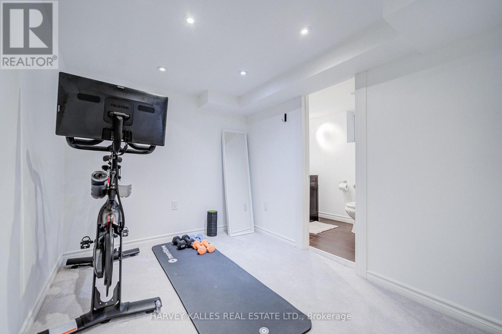 164 Douglas Avenue, Toronto, Ontario  M5M 1G6 - Photo 33 - C13717890
