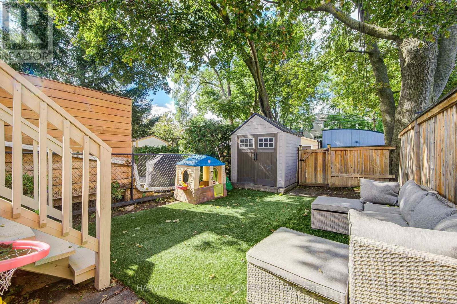 164 Douglas Avenue, Toronto, Ontario  M5M 1G6 - Photo 39 - C13717890