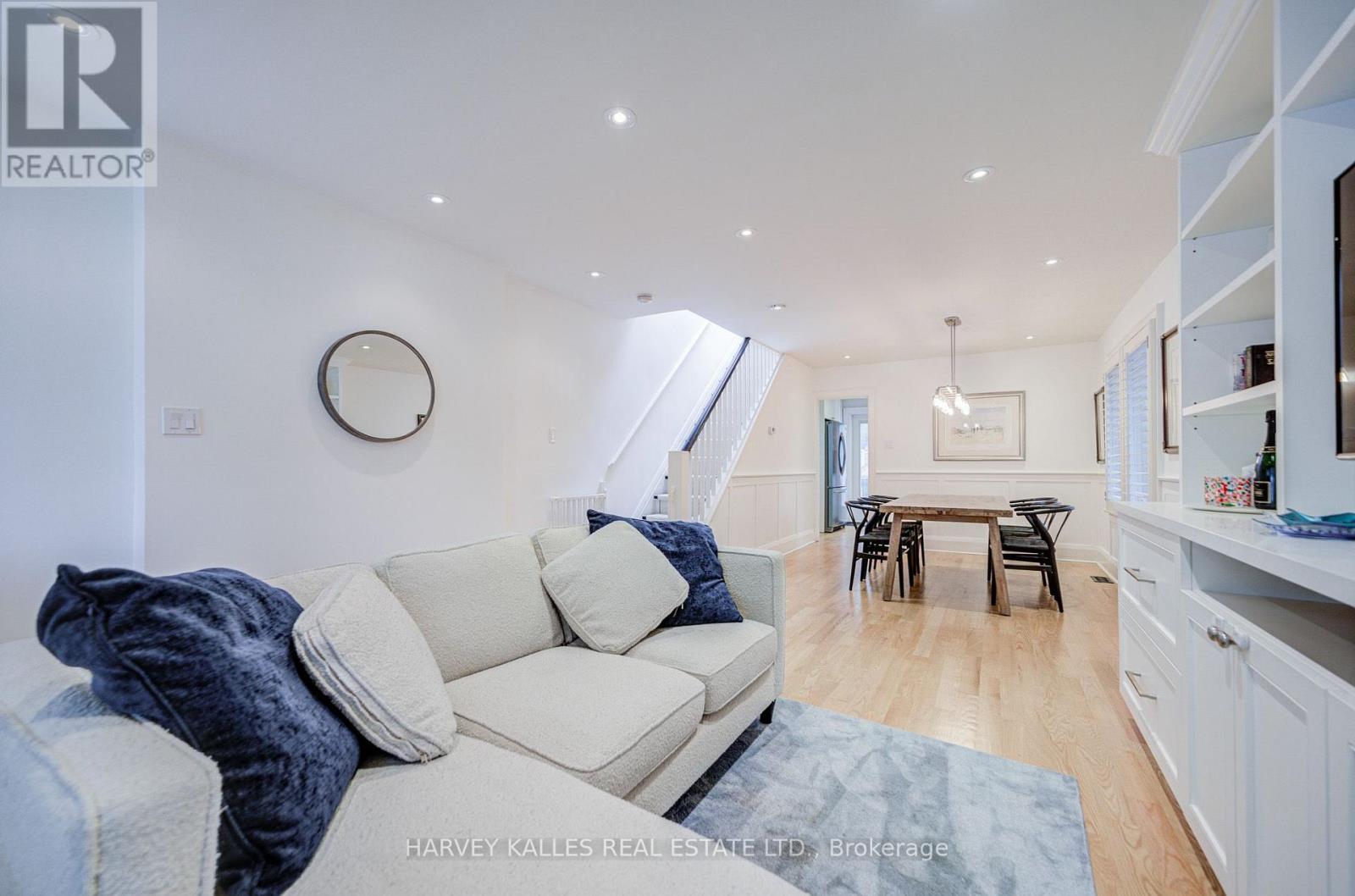 164 Douglas Avenue, Toronto, Ontario  M5M 1G6 - Photo 7 - C13717890