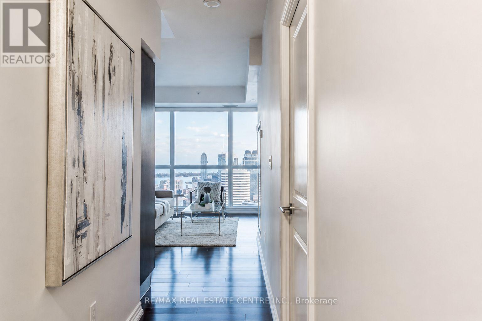 5007 - 386 Yonge Street, Toronto, Ontario  M5B 0A5 - Photo 2 - C13717982