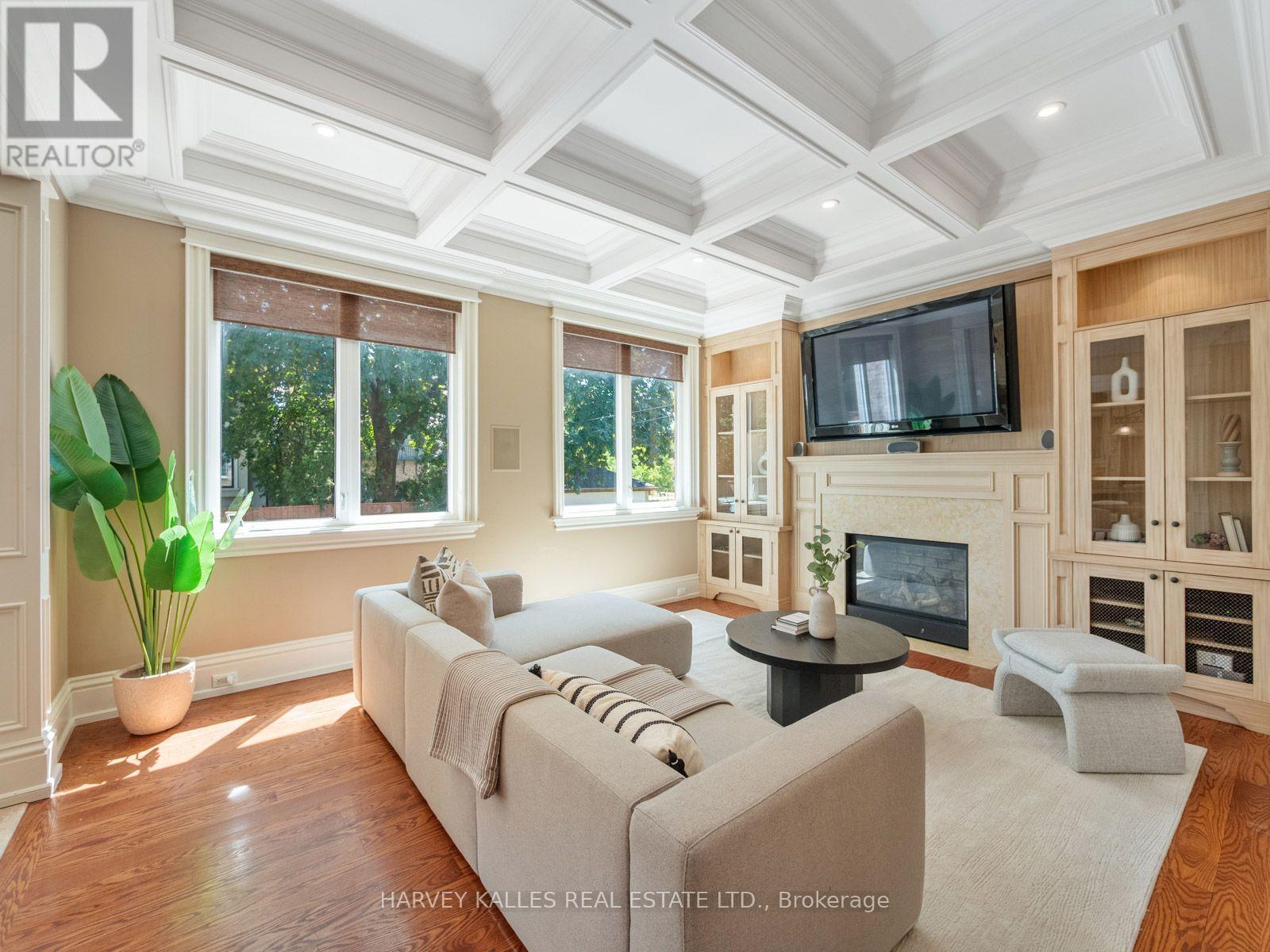 73 Carmichael Avenue, Toronto, Ontario  M5M 2W8 - Photo 11 - C13717986
