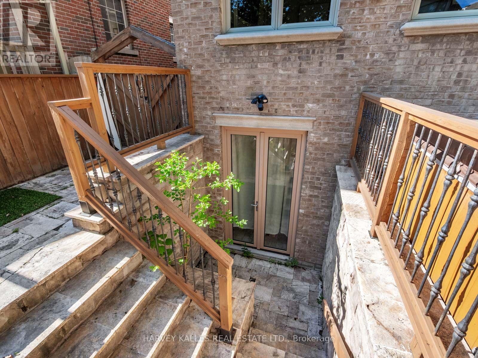73 Carmichael Avenue, Toronto, Ontario  M5M 2W8 - Photo 39 - C13717986