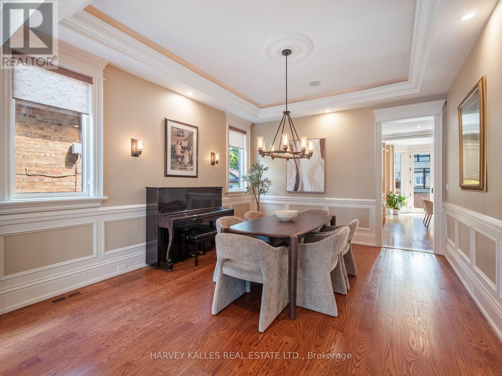73 Carmichael Avenue, Toronto, Ontario  M5M 2W8 - Photo 6 - C13717986
