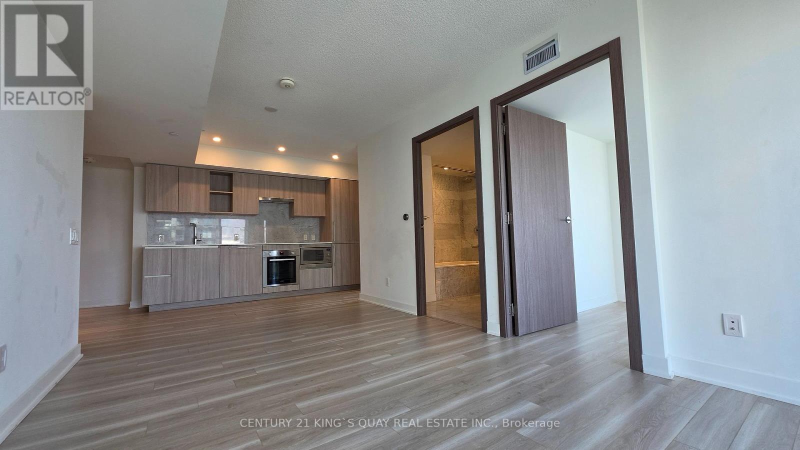 2506 - 17 Bathurst Street, Toronto, Ontario  M5V 0N1 - Photo 16 - C13717990