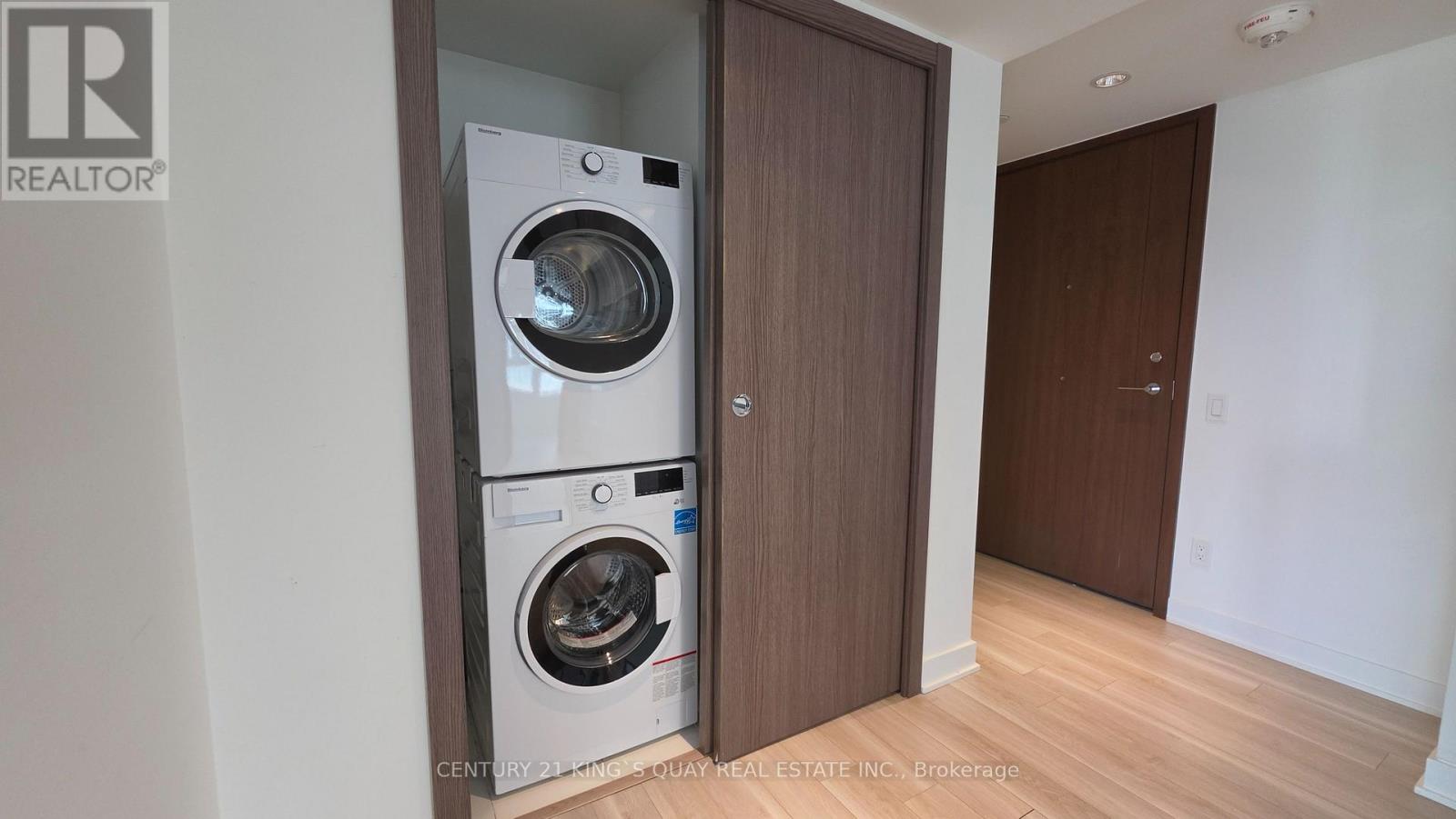 2506 - 17 Bathurst Street, Toronto, Ontario  M5V 0N1 - Photo 6 - C13717990