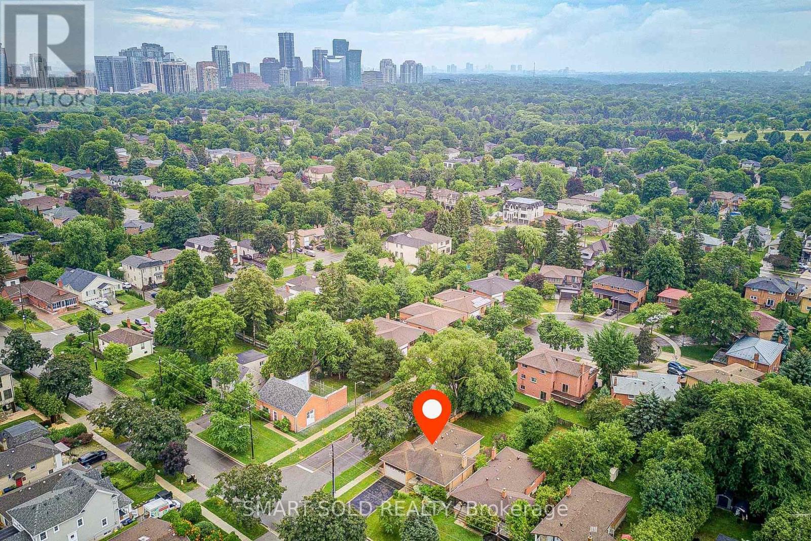 285 Churchill Avenue, Toronto, Ontario  M2R 1E5 - Photo 3 - C13717996