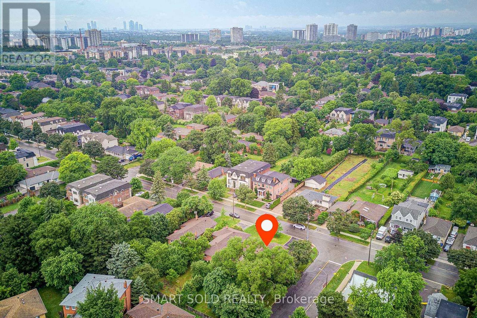 285 Churchill Avenue, Toronto, Ontario  M2R 1E5 - Photo 4 - C13717996