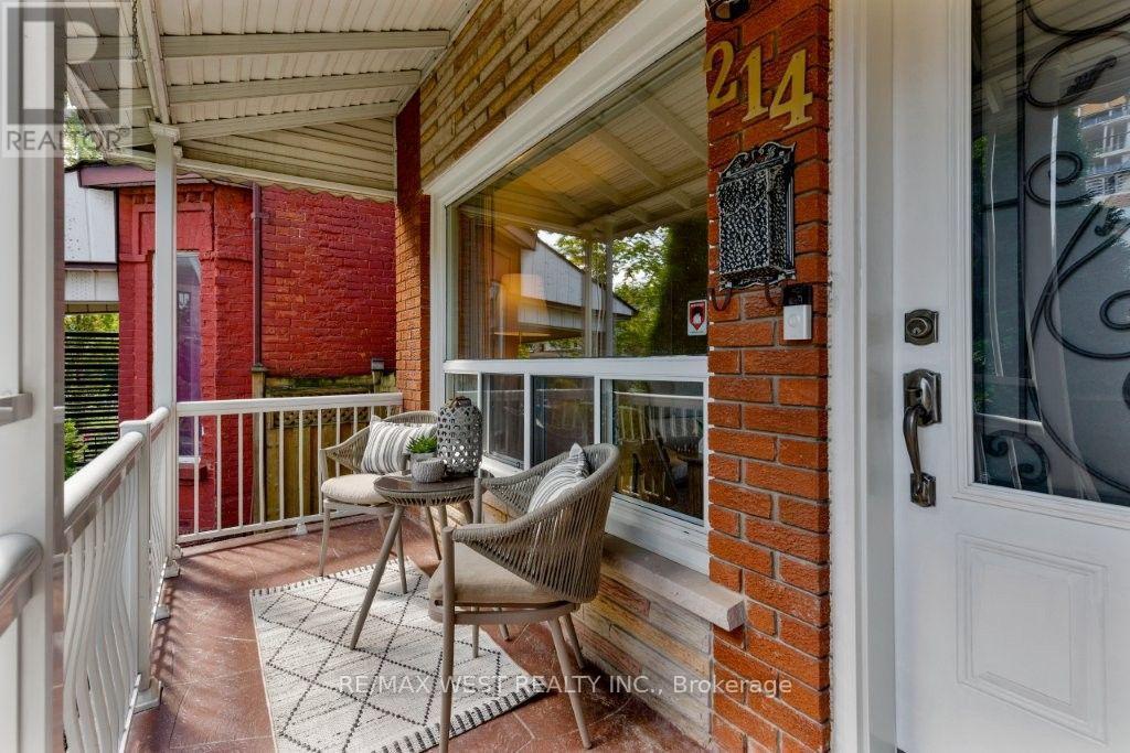 214 Markham Street, Toronto, Ontario  M6J 2G6 - Photo 2 - C13718034