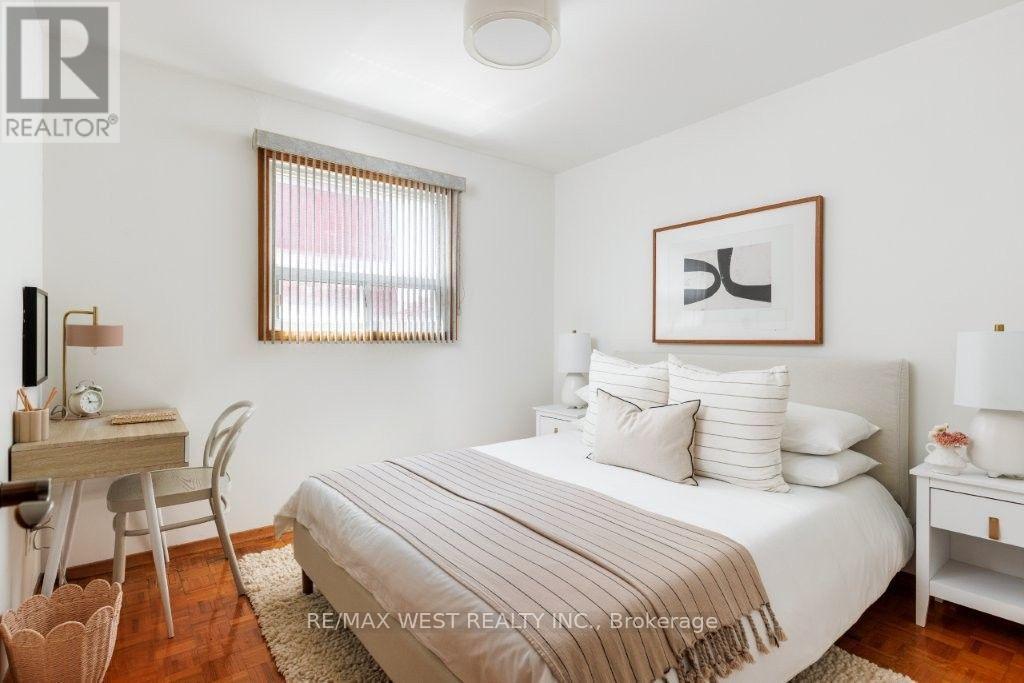 214 Markham Street, Toronto, Ontario  M6J 2G6 - Photo 26 - C13718034
