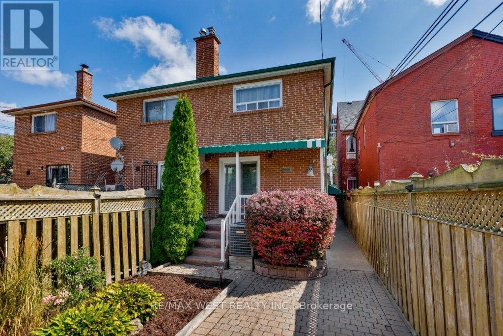 214 Markham Street, Toronto, Ontario  M6J 2G6 - Photo 41 - C13718034