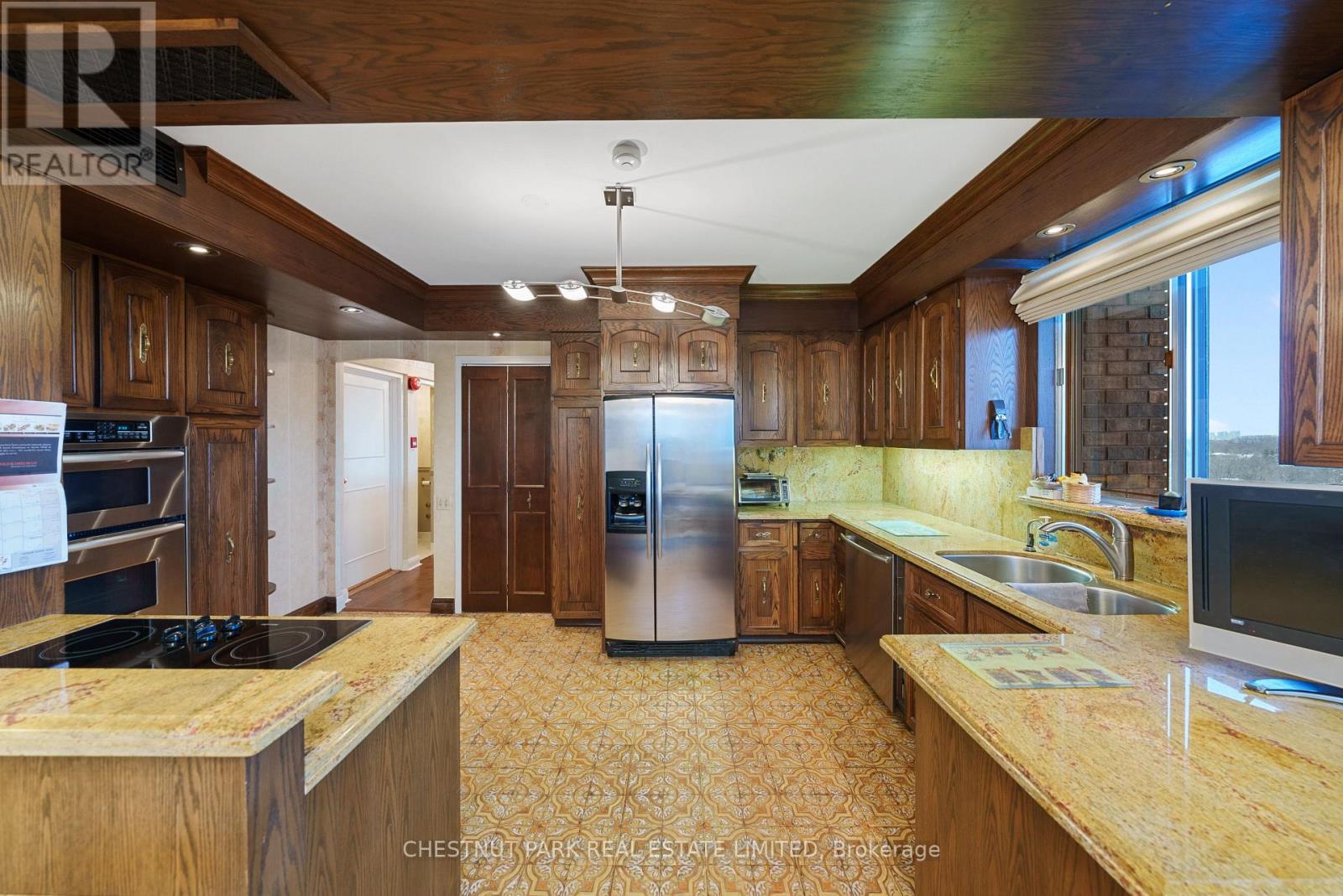 Ph 1 - 2600 Bathurst Street, Toronto, Ontario  M6B 2Z4 - Photo 12 - C13718044