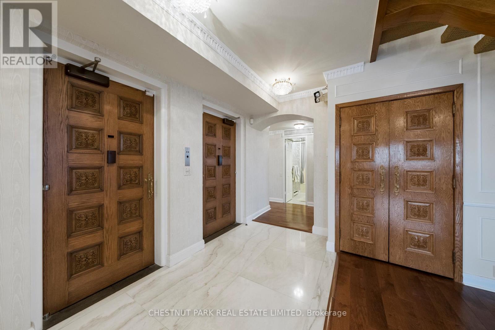 Ph 1 - 2600 Bathurst Street, Toronto, Ontario  M6B 2Z4 - Photo 4 - C13718044