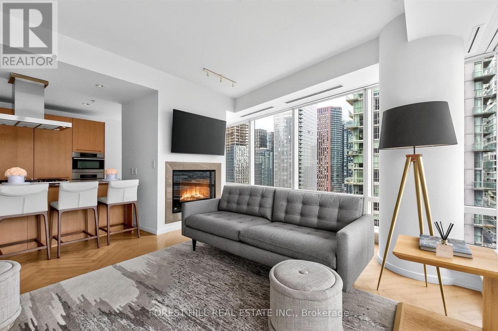 2305 - 180 University Avenue, Toronto, Ontario  M5H 0A2 - Photo 18 - C13718046