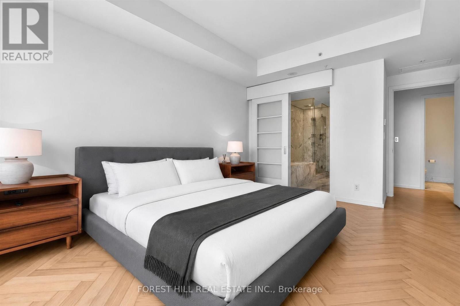 2305 - 180 University Avenue, Toronto, Ontario  M5H 0A2 - Photo 30 - C13718046