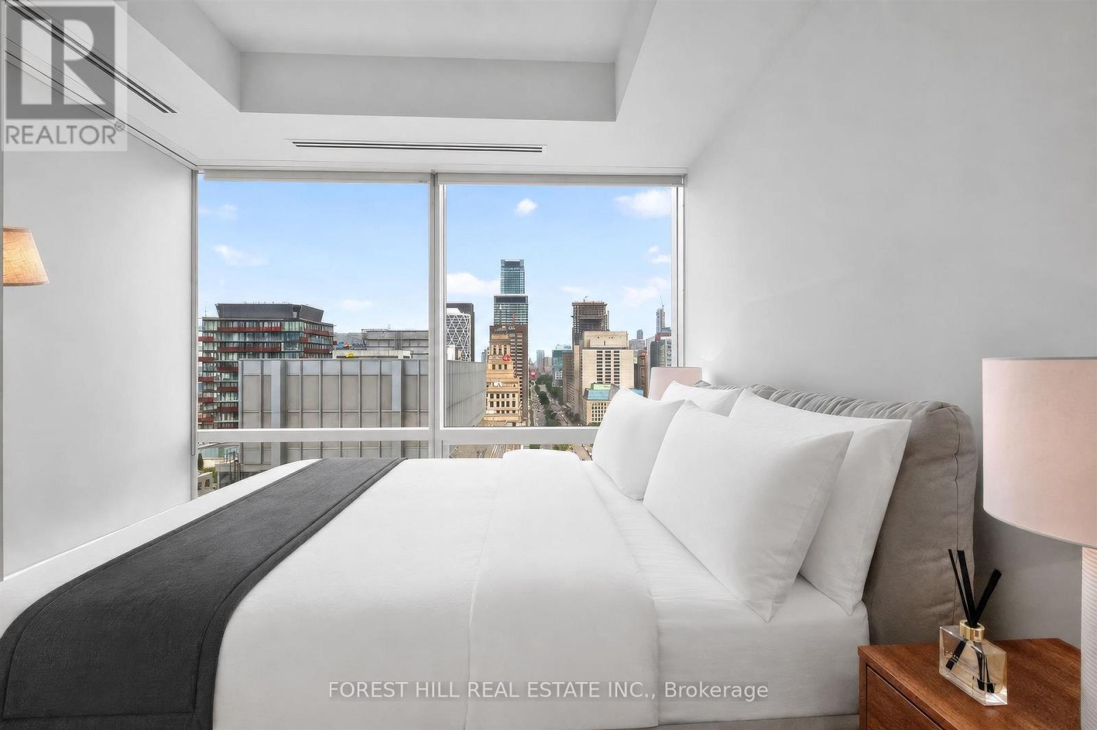 2305 - 180 University Avenue, Toronto, Ontario  M5H 0A2 - Photo 37 - C13718046