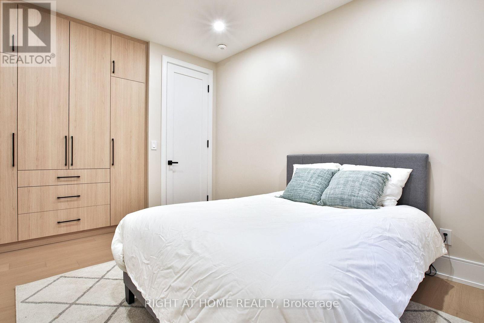 106 Eastbourne Avenue, Toronto, Ontario  M5P 2G3 - Photo 34 - C13718062