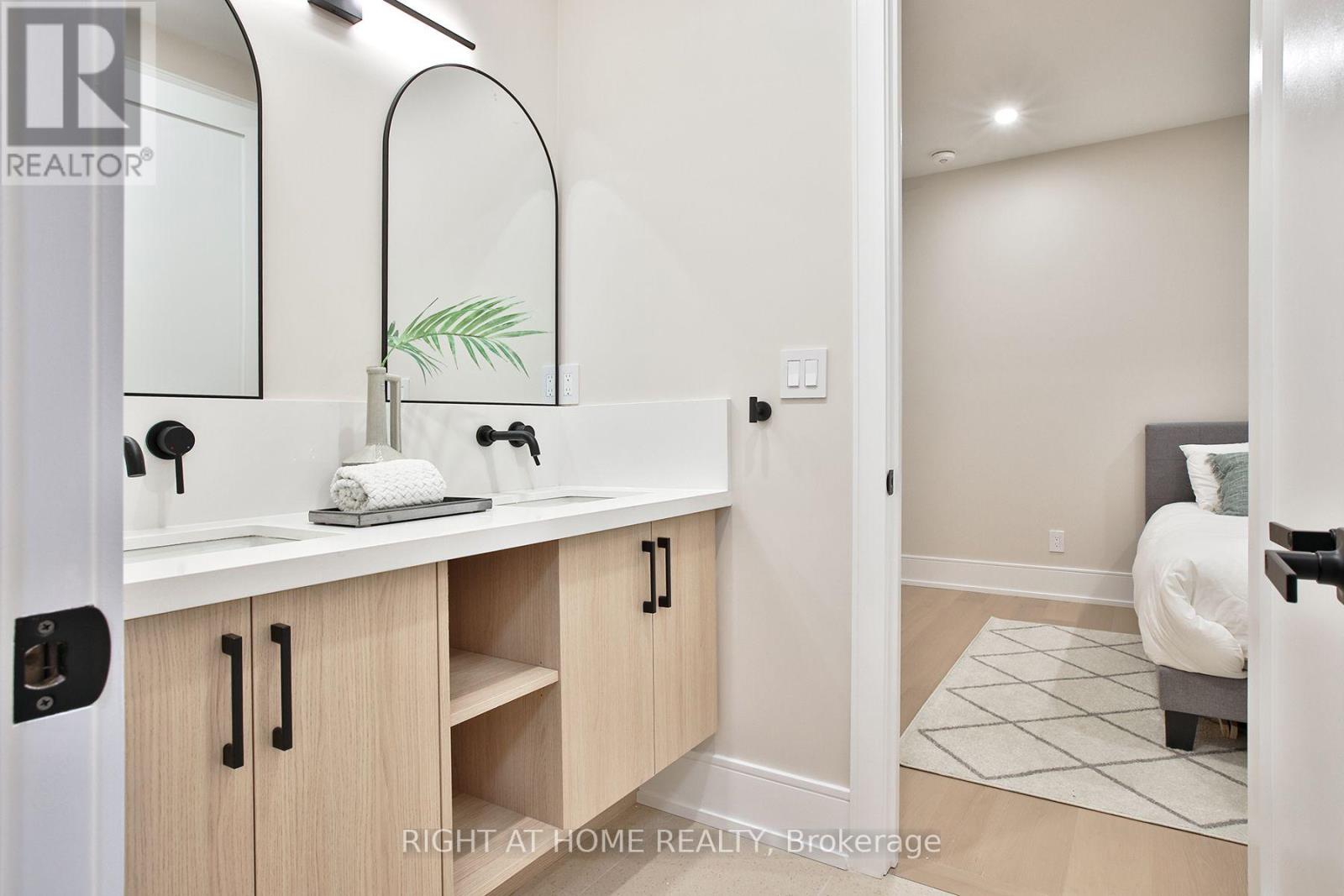 106 Eastbourne Avenue, Toronto, Ontario  M5P 2G3 - Photo 35 - C13718062