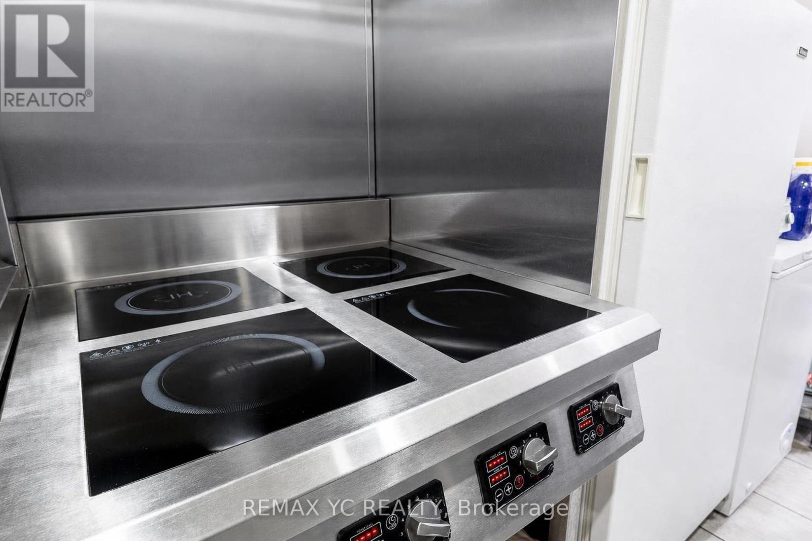 5 Byng Avenue, Toronto, Ontario  M2N 5R7 - Photo 25 - C13718104