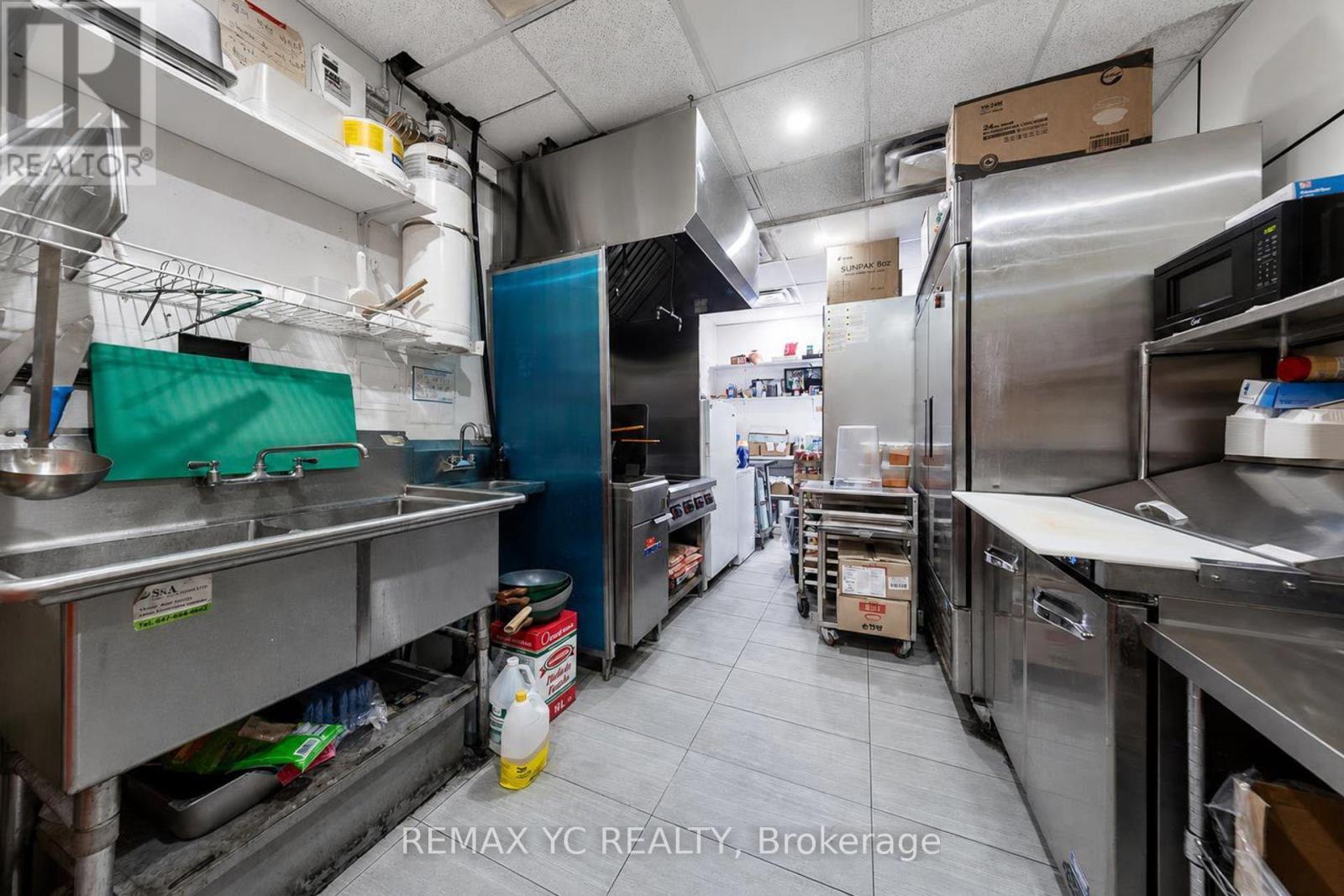 5 Byng Avenue, Toronto, Ontario  M2N 5R7 - Photo 28 - C13718104