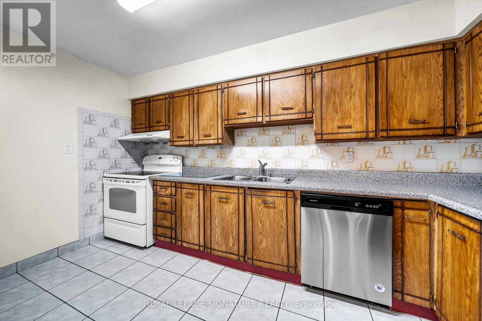 1506 - 3300 Don Mills Road, Toronto, Ontario  M2J 4X7 - Photo 6 - C13718116