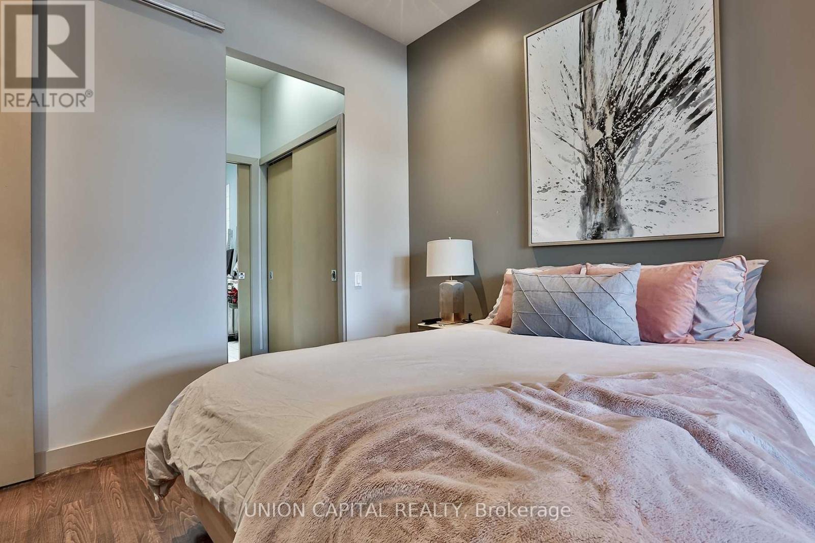708 - 155 Dalhousie Street, Toronto, Ontario  M5B 2P7 - Photo 5 - C13718118