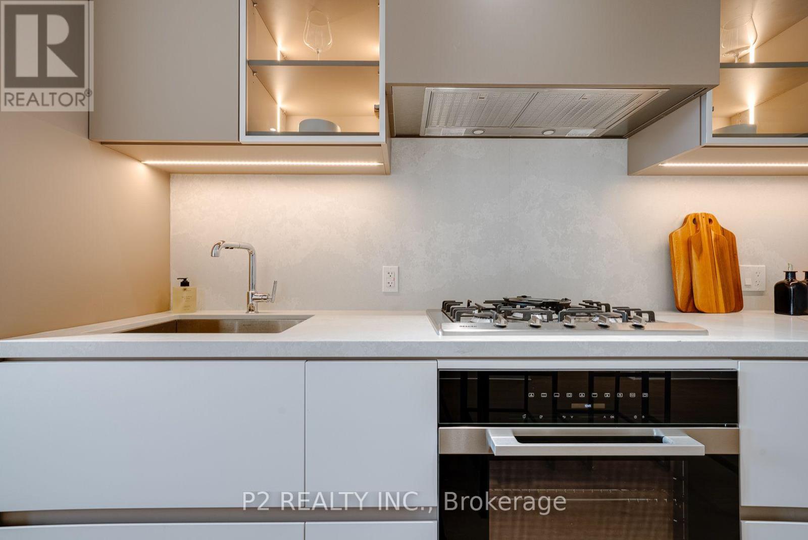 409 - 2 Forest Hill Road, Toronto, Ontario  M4V 2L3 - Photo 4 - C13718166