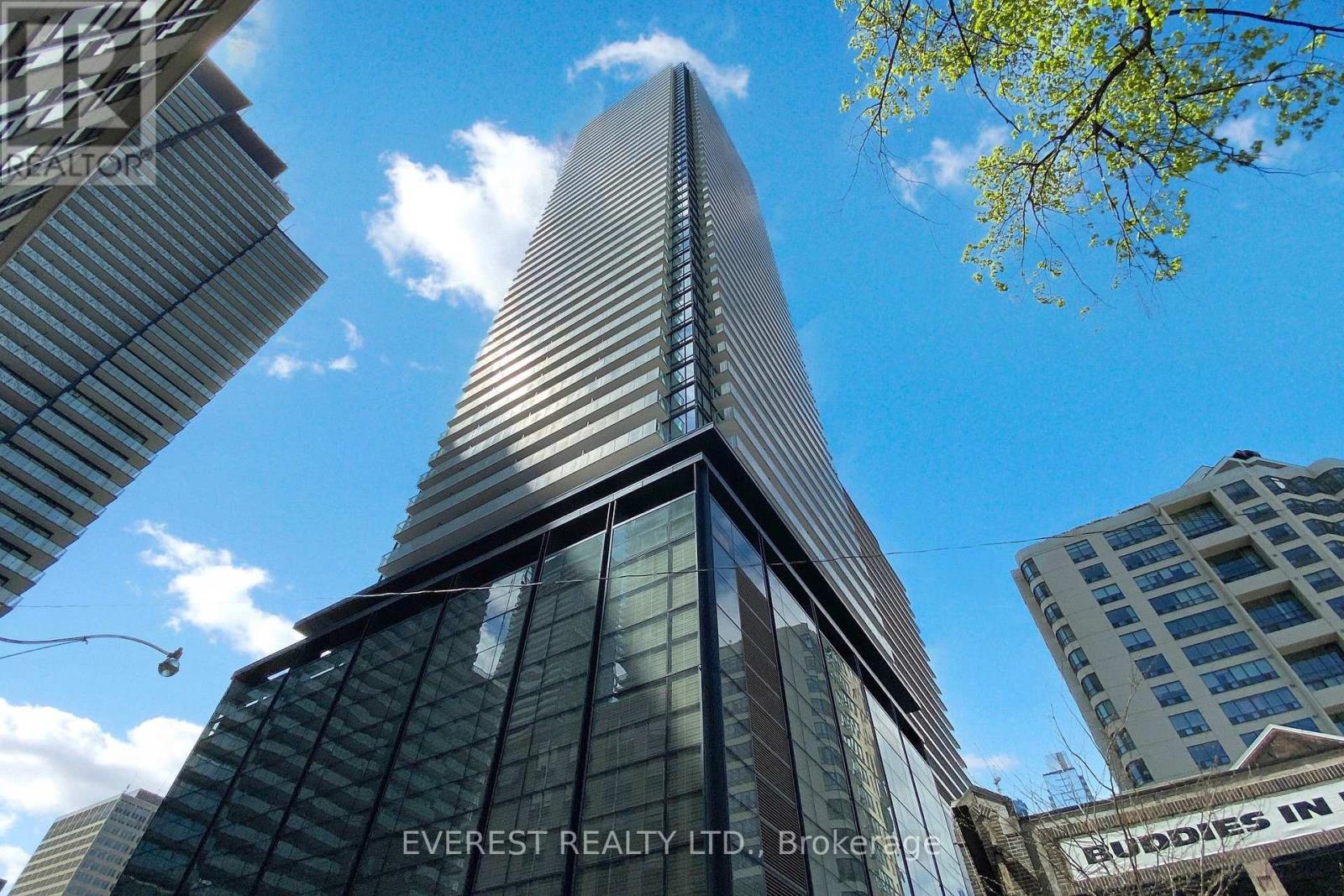 2701 - 501 Yonge Street, Toronto, Ontario  M4Y 1Y4 - Photo 2 - C13718168