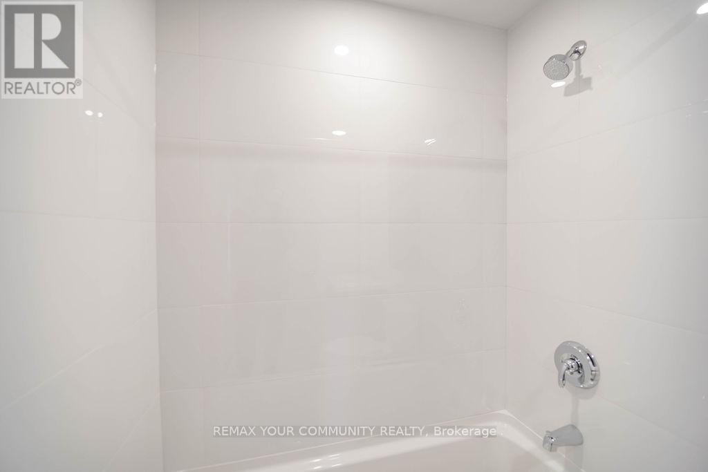 2209 - 50 O'neill Road, Toronto, Ontario  M3C 0R1 - Photo 16 - C13718234