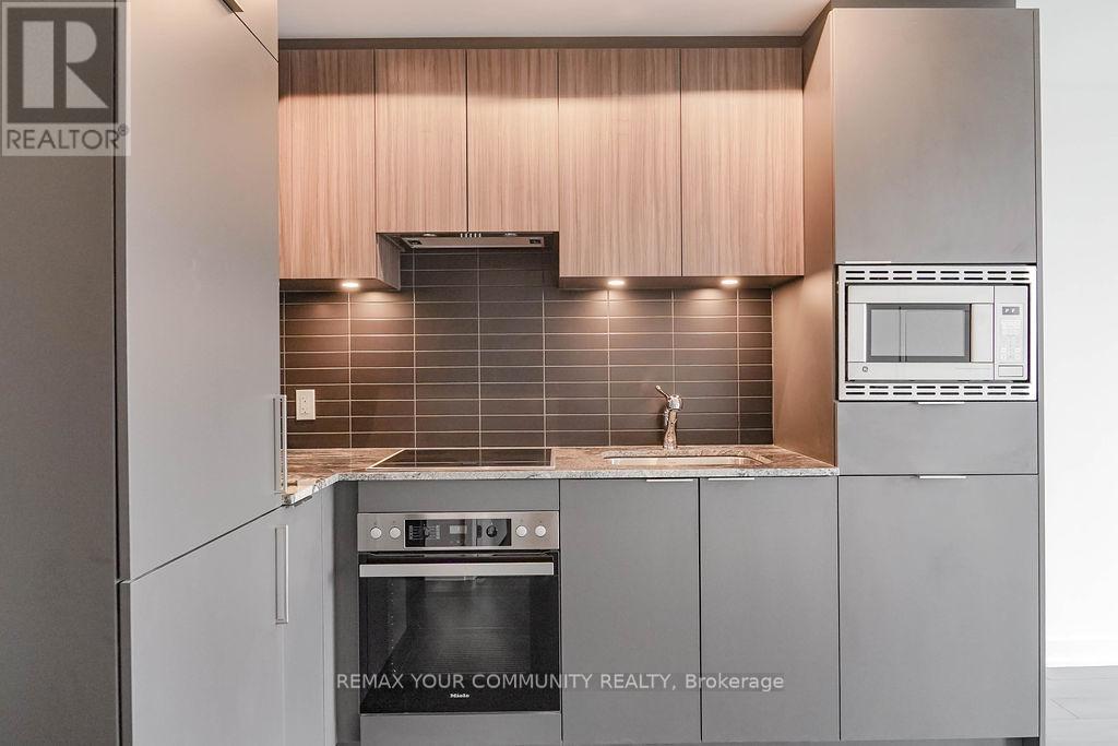 2209 - 50 O'neill Road, Toronto, Ontario  M3C 0R1 - Photo 9 - C13718234
