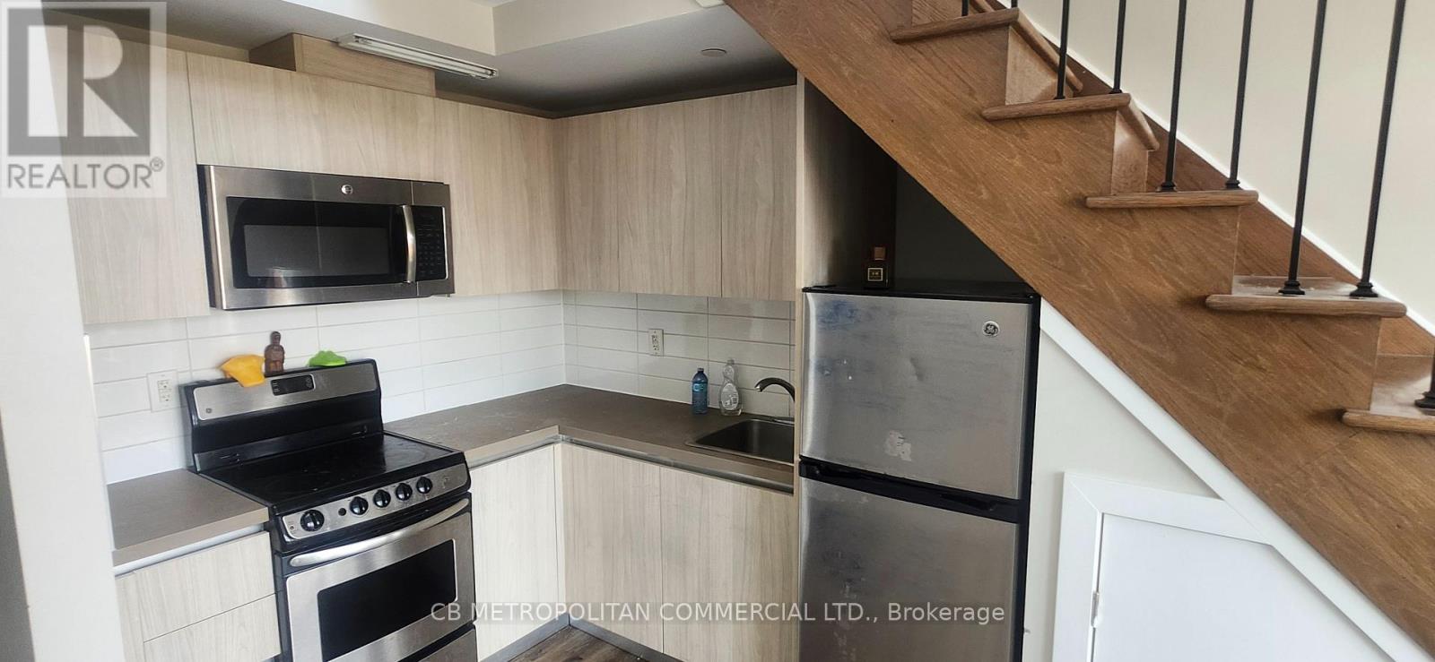 402 - 335 College Street, Toronto, Ontario  M5T 1S2 - Photo 4 - C13718274