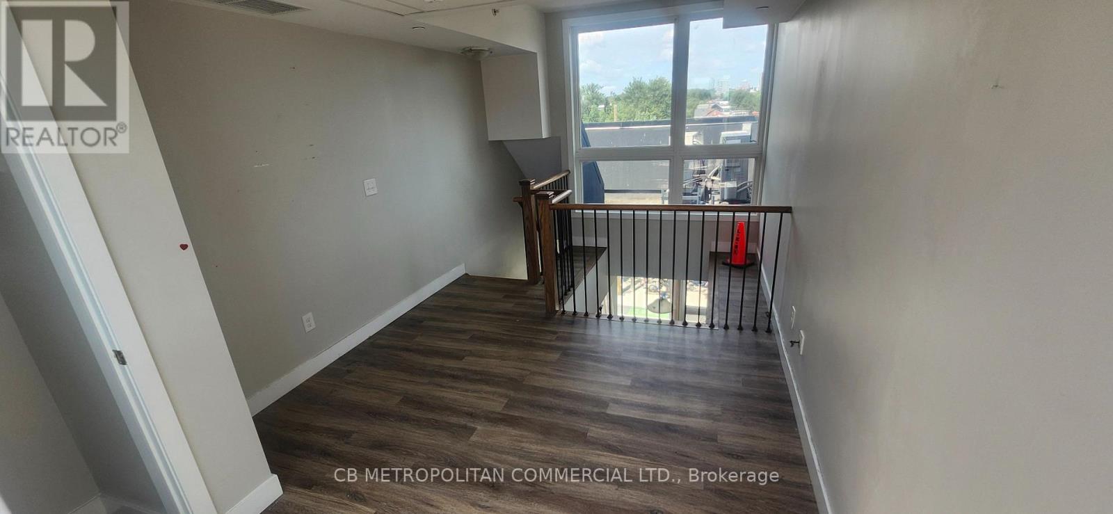 402 - 335 College Street, Toronto, Ontario  M5T 1S2 - Photo 6 - C13718274