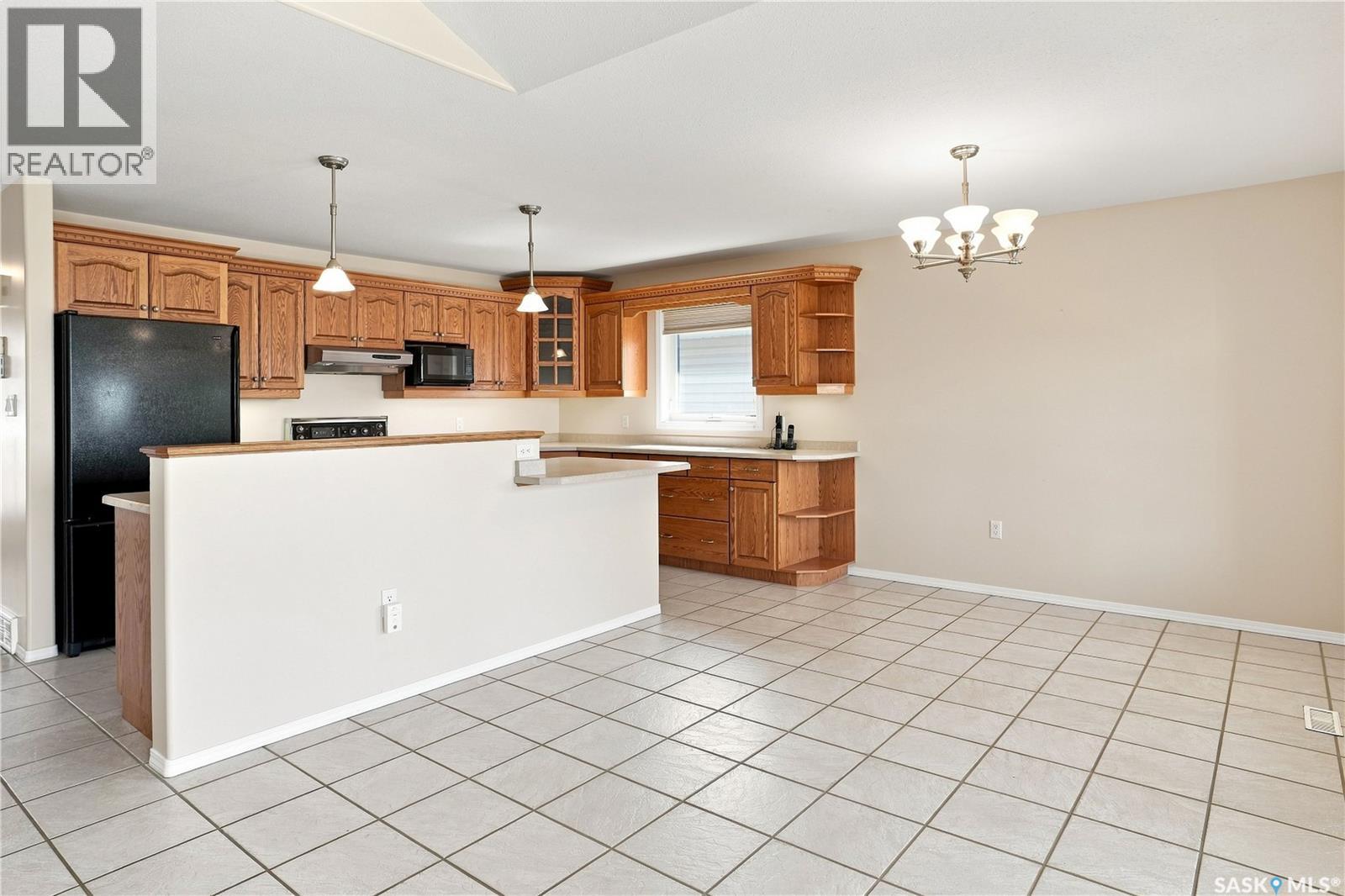 2507 Kildeer Drive, North Battleford, Saskatchewan  S9A 3Z2 - Photo 3 - SK046814