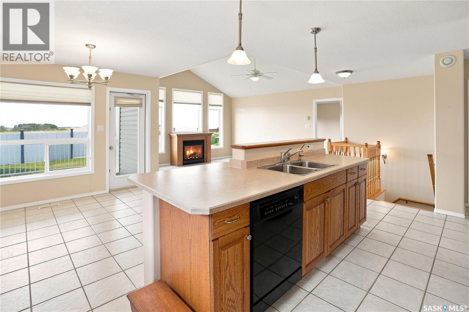2507 Kildeer Drive, North Battleford, Saskatchewan  S9A 3Z2 - Photo 6 - SK046814