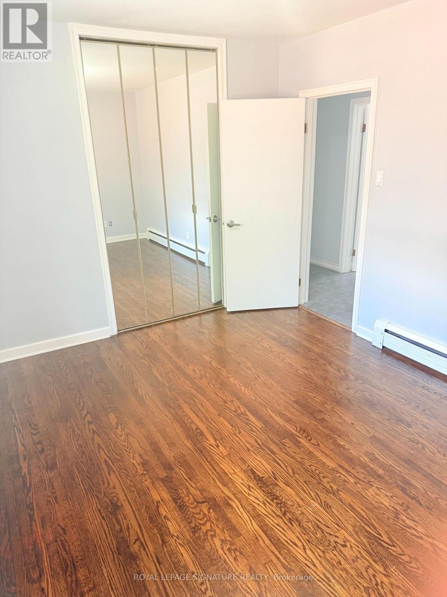 1467a Birchmount Road, Toronto, Ontario  M1P 2G4 - Photo 8 - E13717822