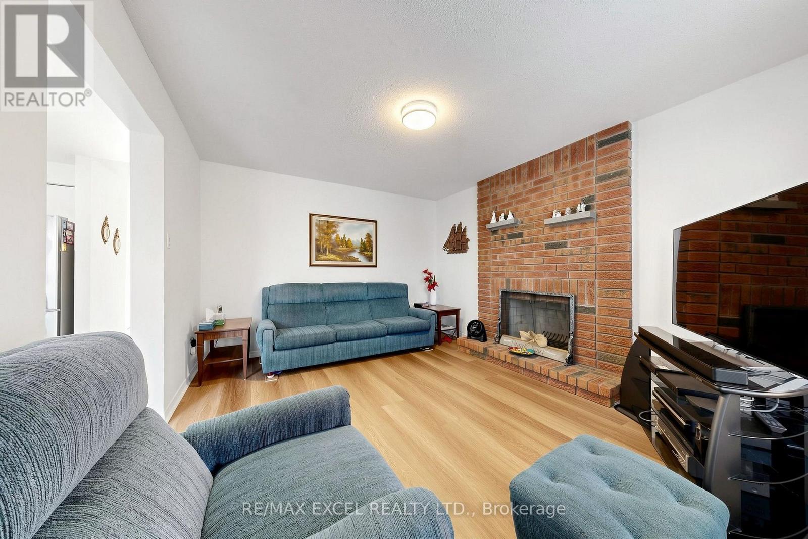 33 Wharton Square, Toronto, Ontario  M1V 4M9 - Photo 17 - E13717860
