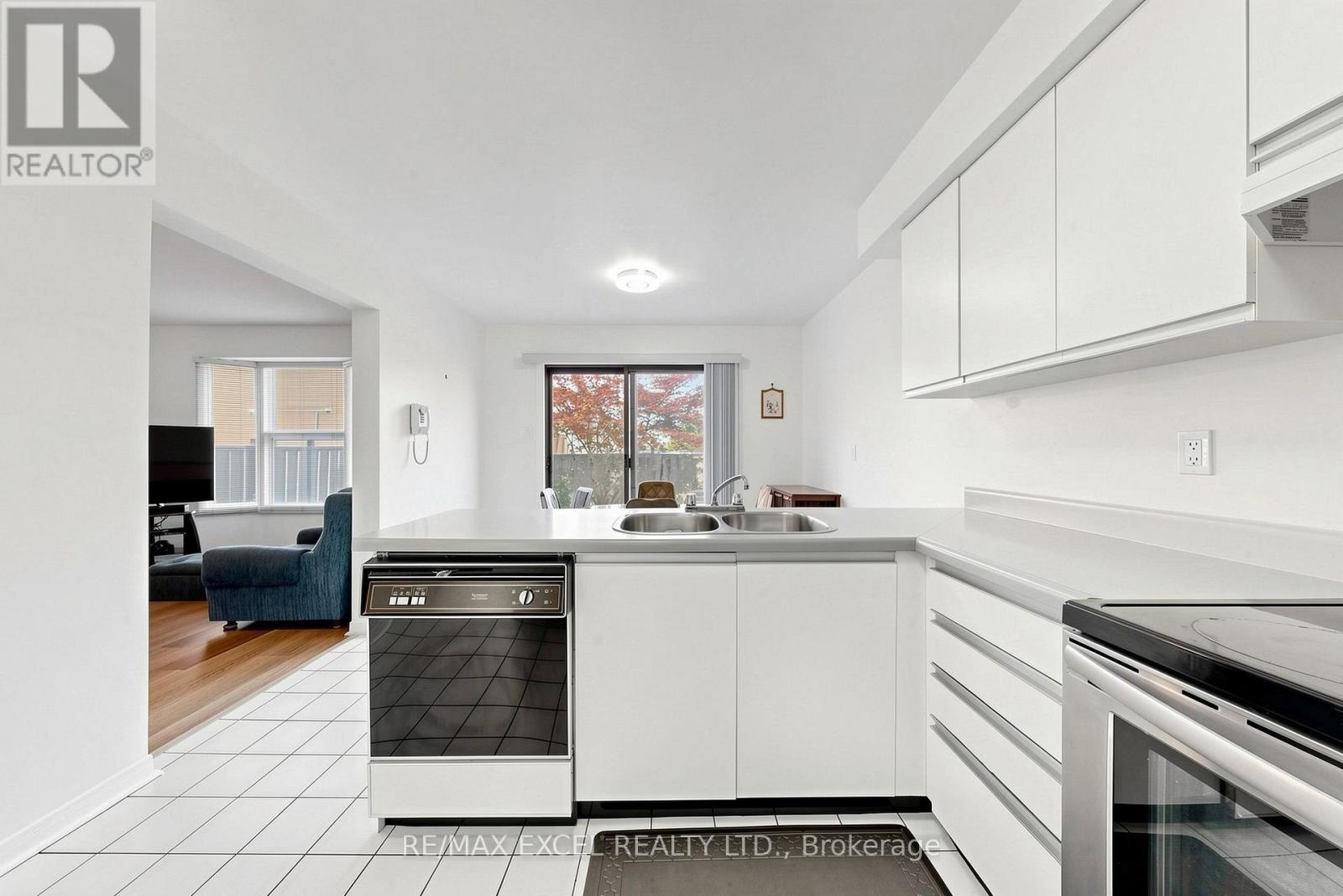 33 Wharton Square, Toronto, Ontario  M1V 4M9 - Photo 21 - E13717860