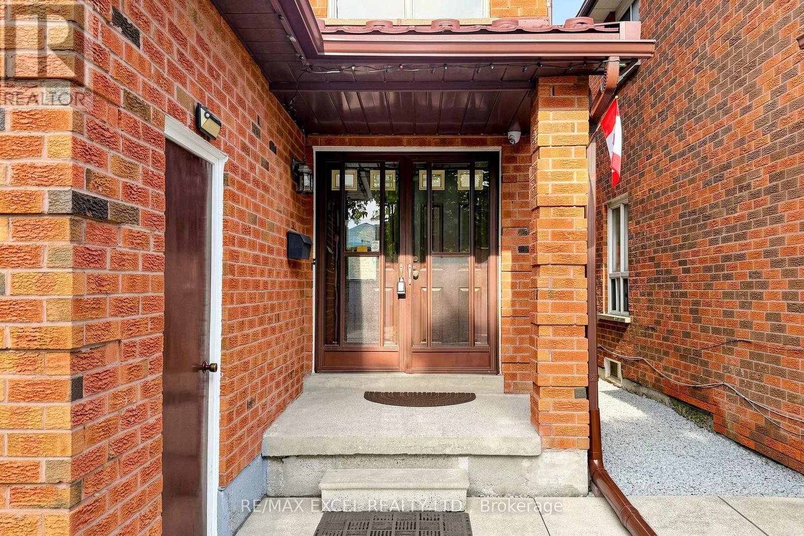 33 Wharton Square, Toronto, Ontario  M1V 4M9 - Photo 4 - E13717860