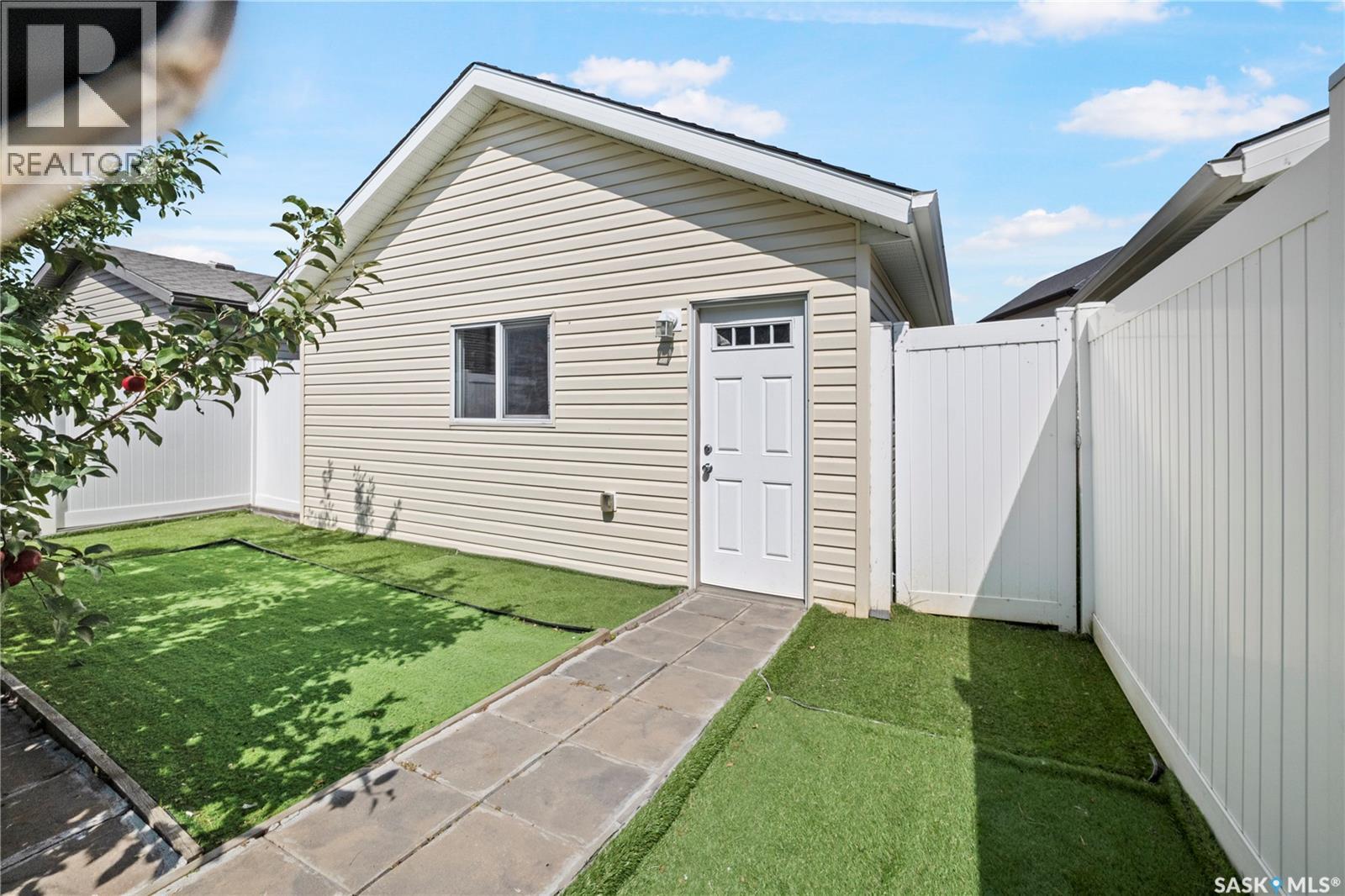 4873 James Hill Road, Regina, Saskatchewan  S4W 0C6 - Photo 41 - SK046466