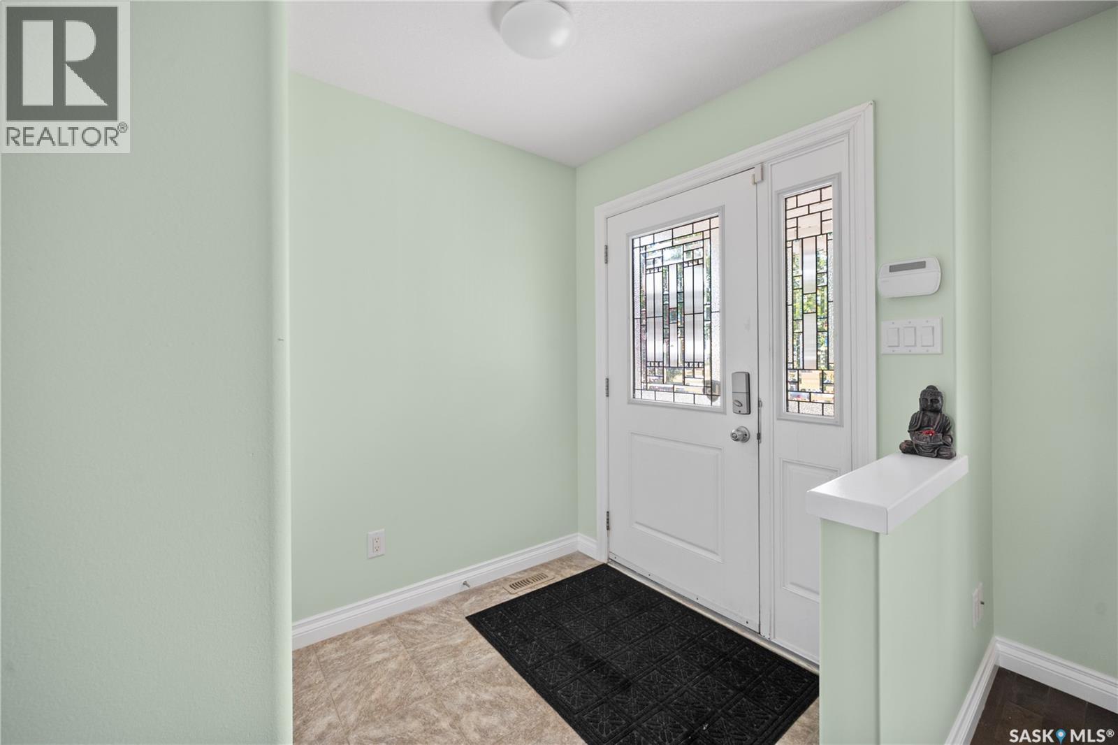 4873 James Hill Road, Regina, Saskatchewan  S4W 0C6 - Photo 5 - SK046466