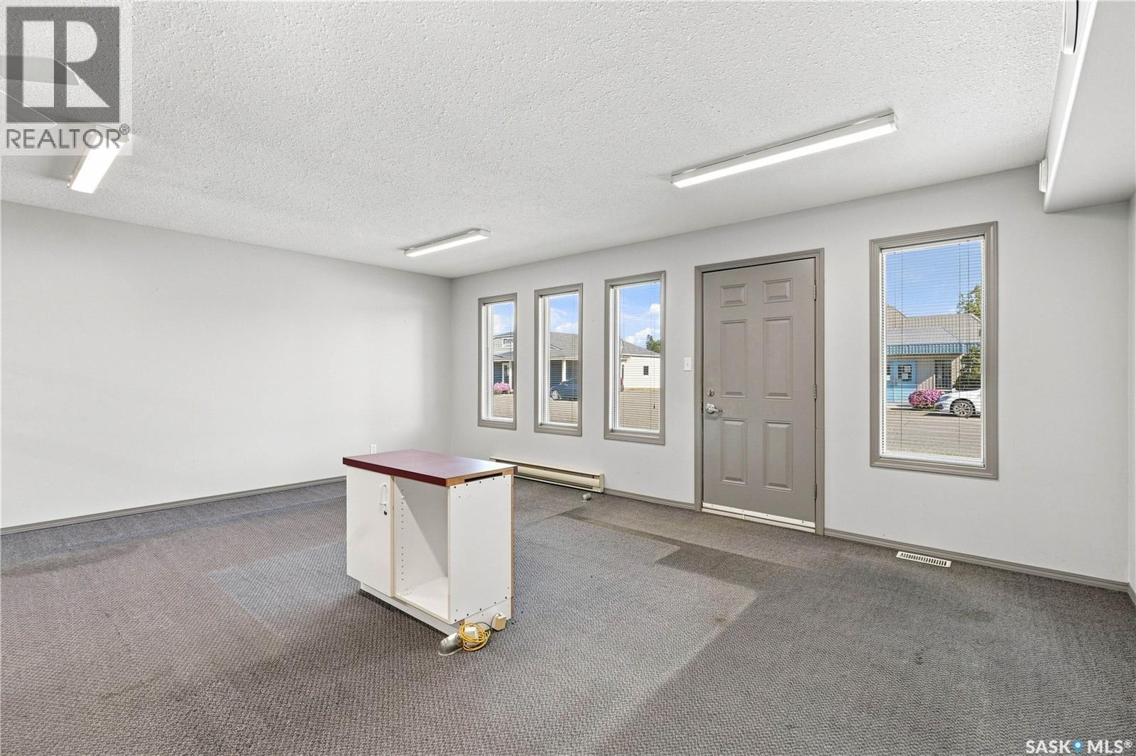 3015 Central Avenue, Waldheim, Saskatchewan  S0K 4R0 - Photo 6 - SK045983