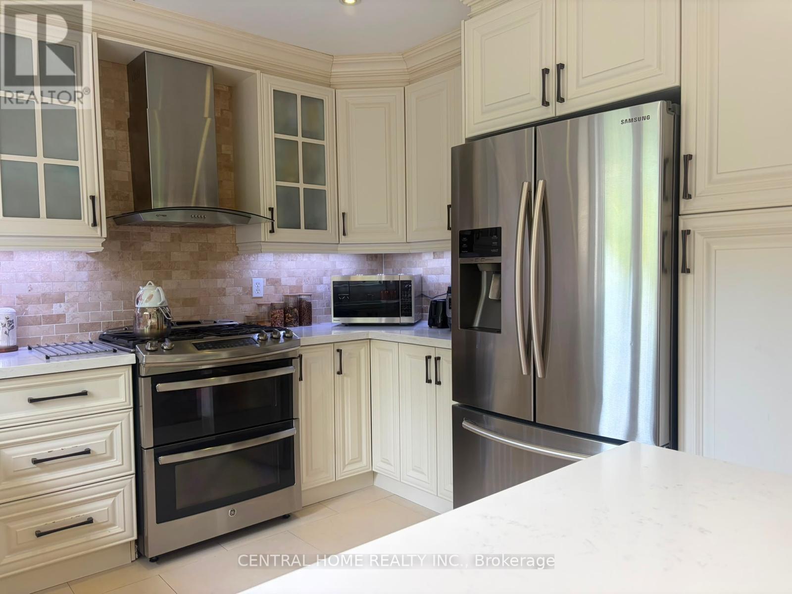 75 Bayswater Avenue, Richmond Hill, Ontario  L4E 4E6 - Photo 8 - N13717750