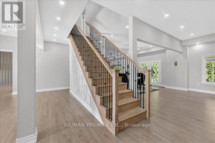 26 Birchwood Lane, Essa, Ontario  L0M 1B1 - Photo 19 - N13717762