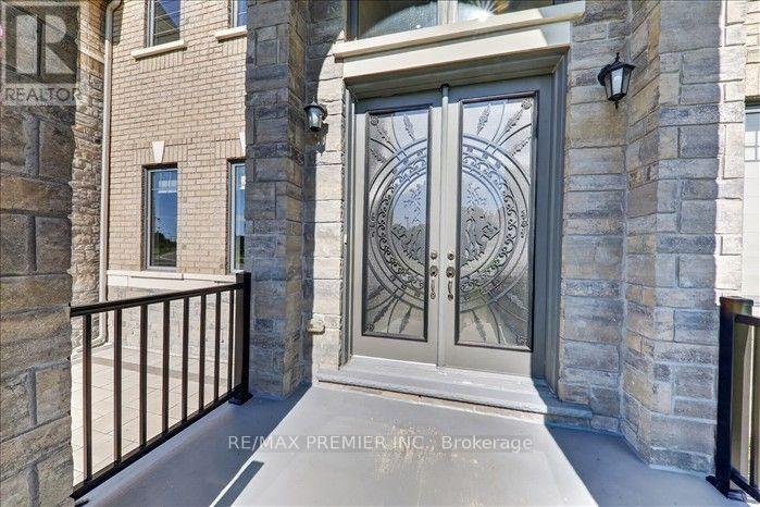 26 Birchwood Lane, Essa, Ontario  L0M 1B1 - Photo 7 - N13717762