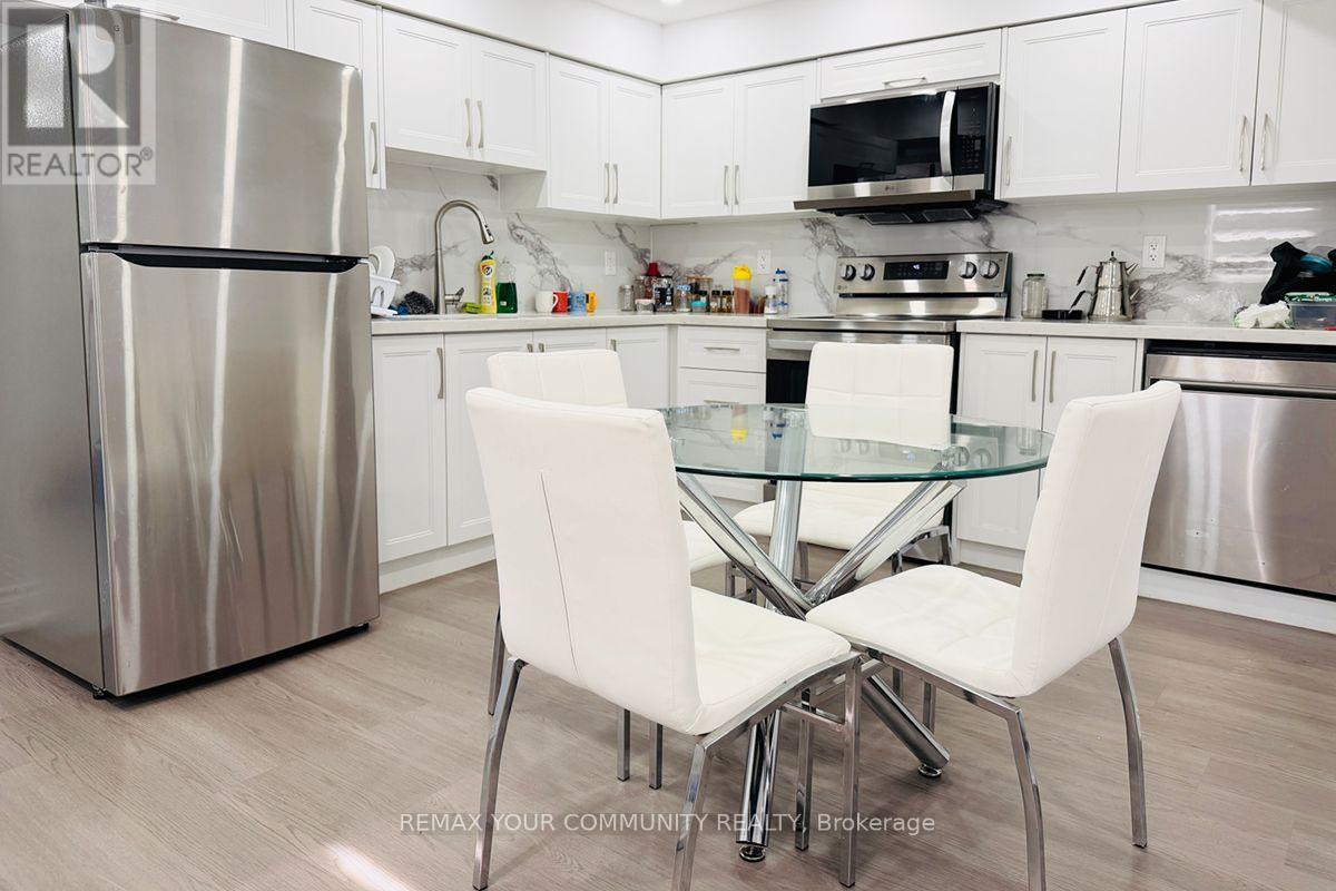 15 Benjamin Hood Crescent, Vaughan, Ontario  L4K 5M3 - Photo 12 - N13717808