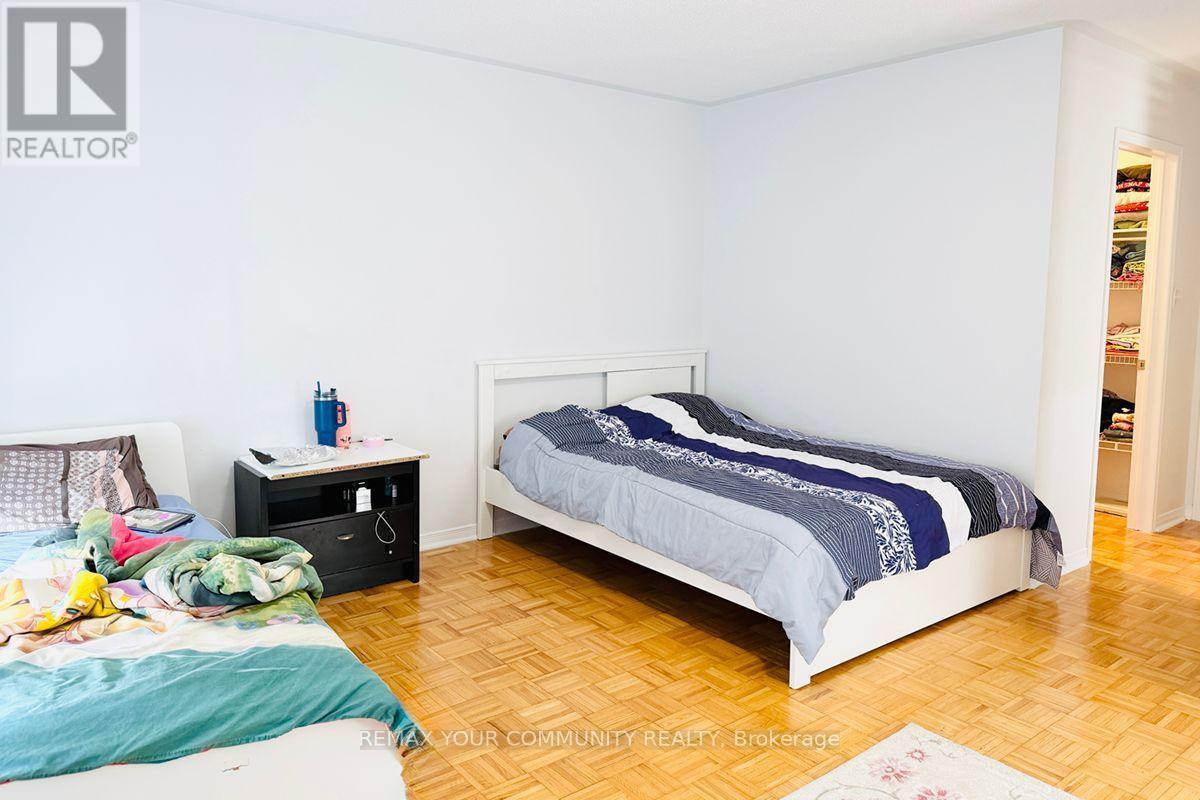15 Benjamin Hood Crescent, Vaughan, Ontario  L4K 5M3 - Photo 6 - N13717808
