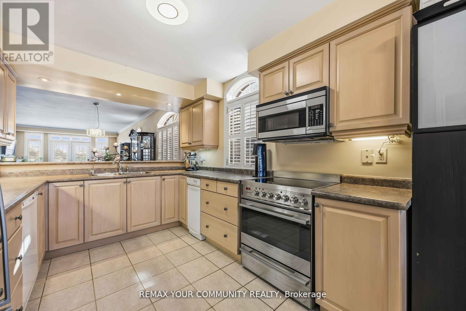 17 - 520 Silken Laumann Drive, Newmarket, Ontario  L3X 2S7 - Photo 20 - N13717814