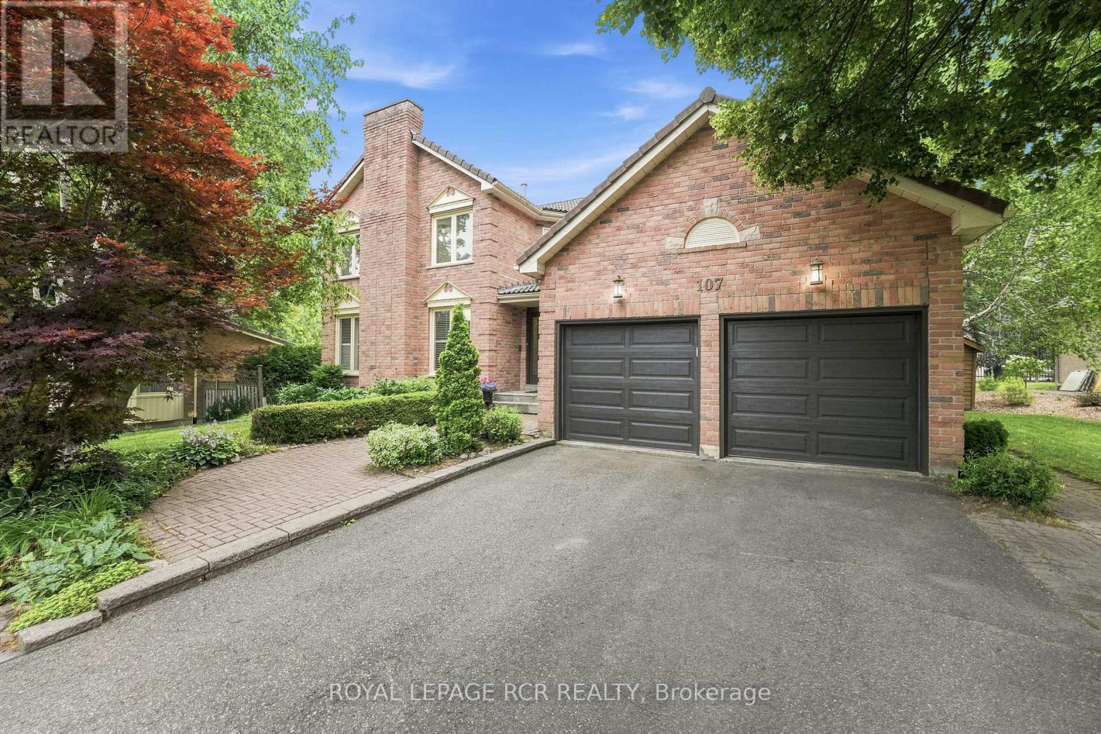 107 WINDHAM TRAIL, Aurora, Ontario